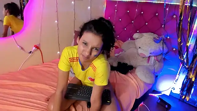 XXX chat uživo modela DaliaKhemu