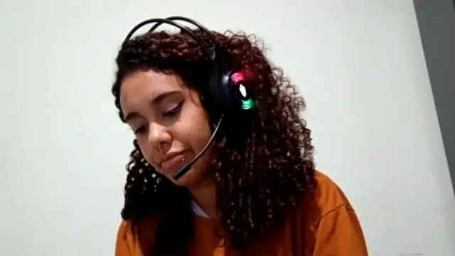 XXX chat uživo modela RosannMecardo