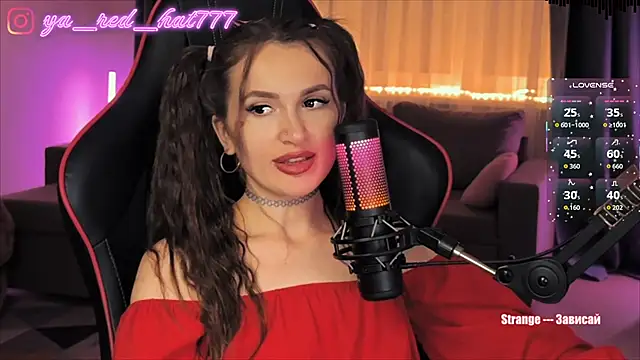 XXX chat uživo modela -RED_HAT-