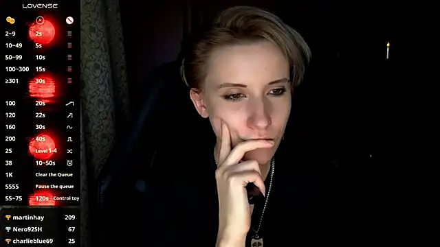 XXX chat uživo modela _Shadow_devil__