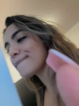 Chat +18 de IsabellaaJoness ao vivo