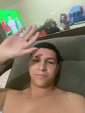 guingk13's Live XXX Chat