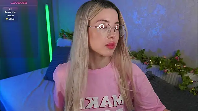 Živý XXX chat LindaThackerr