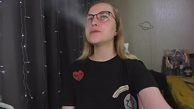 MissBrightShine's Live XXX Chat
