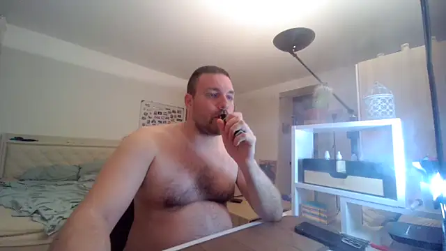 Chatroom XXX en direct de MilitaireDom