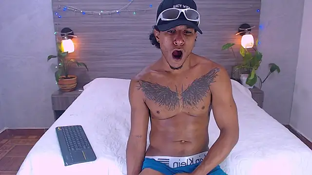 Chat +18 de Dilan_Hall ao vivo