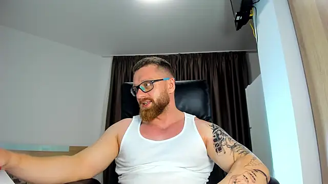 XXX chat uživo modela Findom_guy
