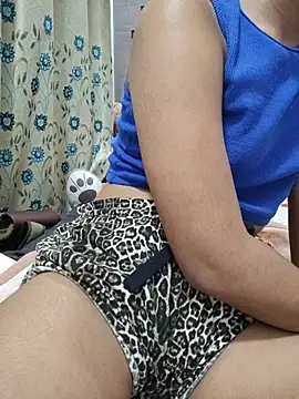 tamanna-01 – Live XXX-chat