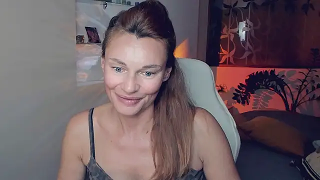 MistyBarnes' Live XXX Chat