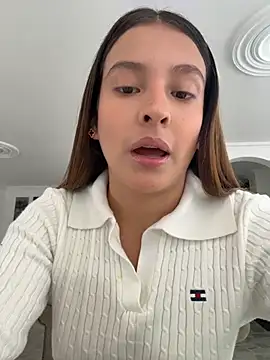 Talia_Bonet 现场XXX聊天