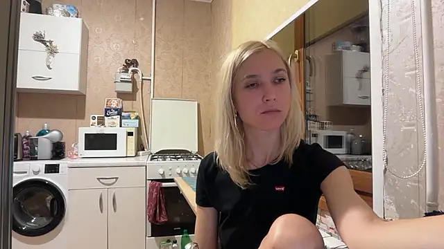 XXX chat uživo modela AngelJeni