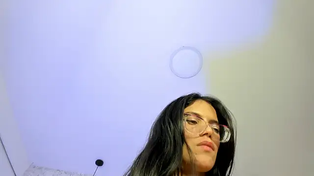 Sasha_WolffのライブXXXチャット