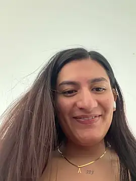ari_artis Chat XXX in diretta