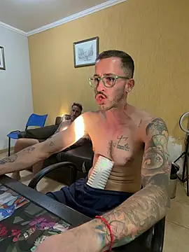 MeladoDiMel's Live XXX Chat