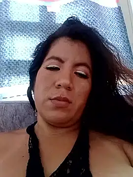 Valentina-Noir's Live XXX Chat