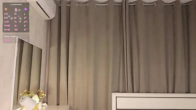 DaynaMacha Adlı Modelin Canlı XXX Sohbeti