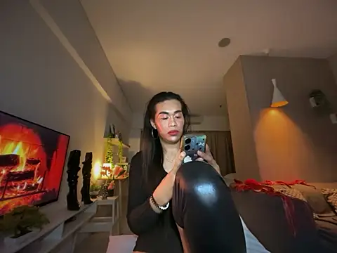 UrDominatrixa_ashley28 Adlı Modelin Canlı XXX Sohbeti