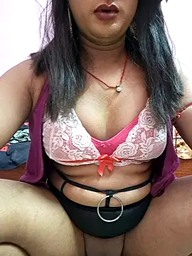 glitchwaligirl Adlı Modelin Canlı XXX Sohbeti