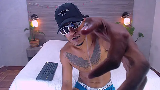 Chat +18 de Dilan_Hall ao vivo
