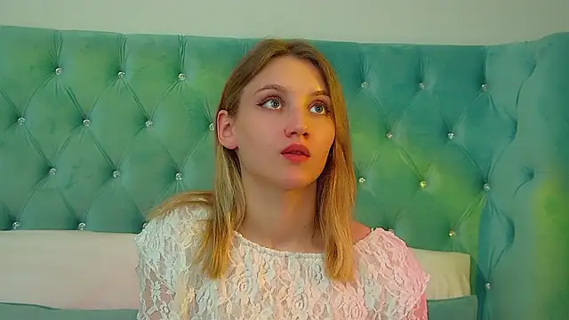 StacyEvances' Live XXX Chat