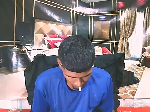 IndianThuggin's Live XXX Chat