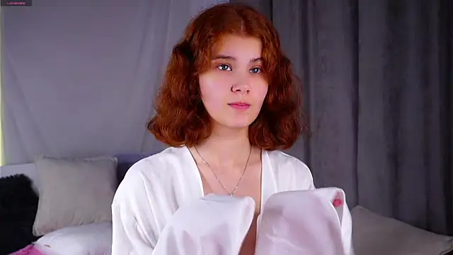 YettaCalabria 라이브 XXX 채팅