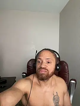 Fathero1time Live XXX-Chat