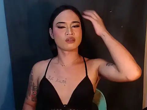 XXX chat uživo modela TSsexy_LOVERxxxx