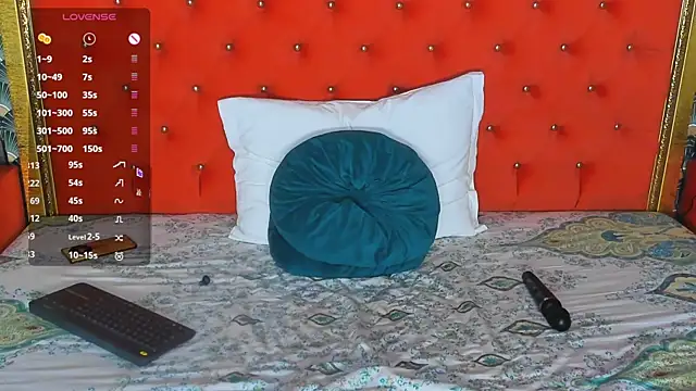 Chat XXX en directo de VallerieJones