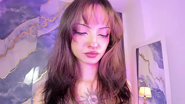 MaddieStark Chat XXX in diretta