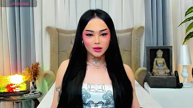 SeductiveAsianCum4hire élő XXX-chatje