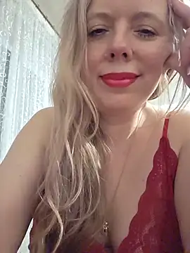Irina3718's Live XXX Chat