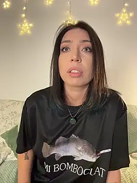 KimArts Adlı Modelin Canlı XXX Sohbeti