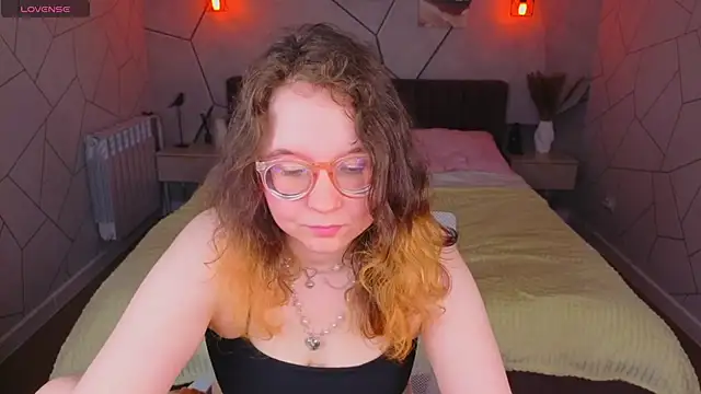 Aleks-casterrr's Live XXX Chat
