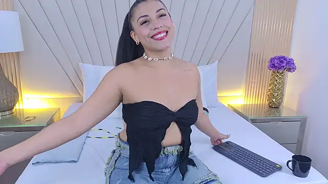 Lexxi_gbn Live XXX chat