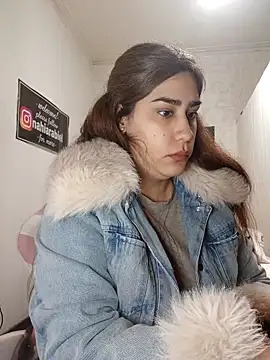 nahiarabiel33 লাইভ XXX চ্যাট