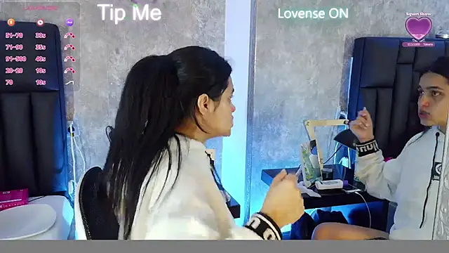 crystaldarliing's Live XXX Chat