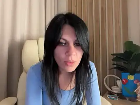 XXX chat uživo modela InjaAtHome