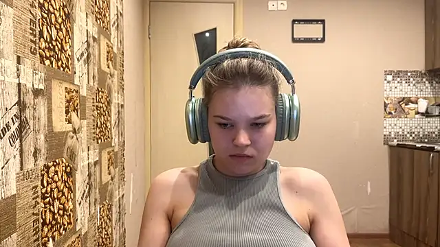 HellyRay live XXX chat