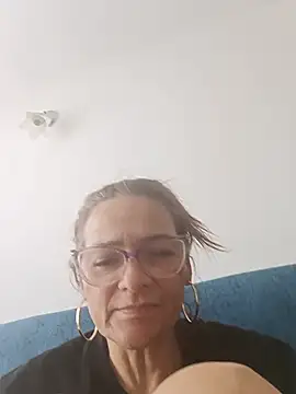 XXX chat uživo modela Dannial51