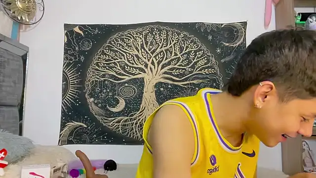 Chat XXX en directo de Andy_Belier23