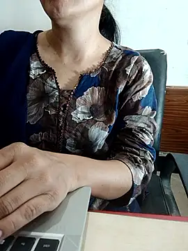 دردشة Chanchal--Navya الجنسية المباشرة