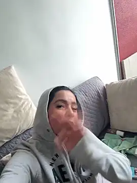 _kathaLopez_'s Live XXX Chat