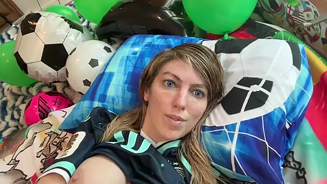 CelestialRuby – Naživo XXX chat