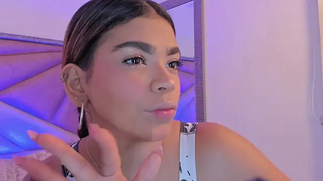 Chat +18 de GiaFu ao vivo
