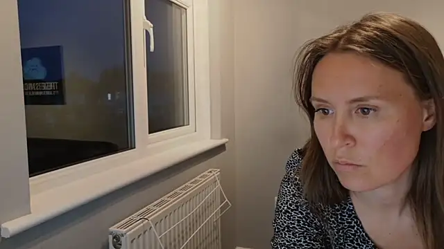 XXX chat uživo modela eatmypie69