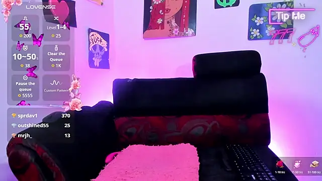 XXX chat uživo modela whiz_masha