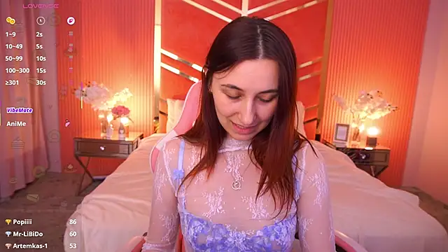 צ'אט XXX בשידור חי של RoxieRay