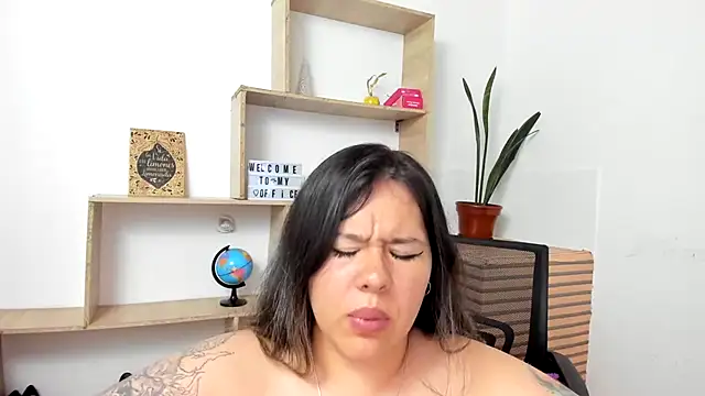 LinaBrowm 现场XXX聊天