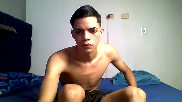 Latinos_2001 现场XXX聊天
